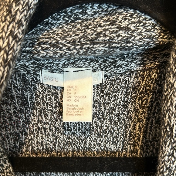 H&M black and white long sleeve open front long sleeve cardigan size S - Picture 2 of 3